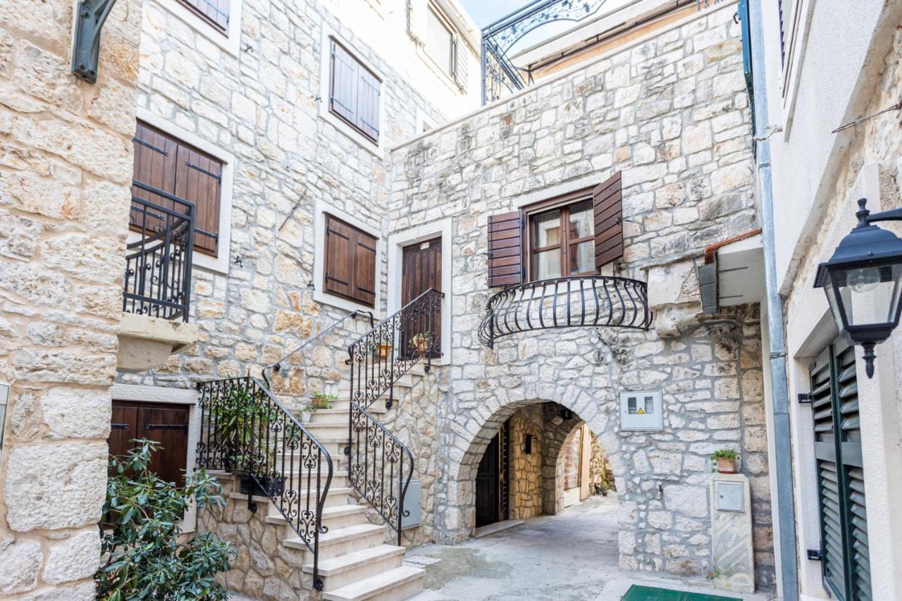 Stone House Srida Apartment Baska Voda Exterior photo